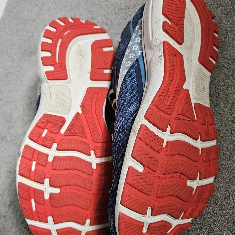 Brooks Blue Running Shoes with Star Pattern - Picture 3 of 4
